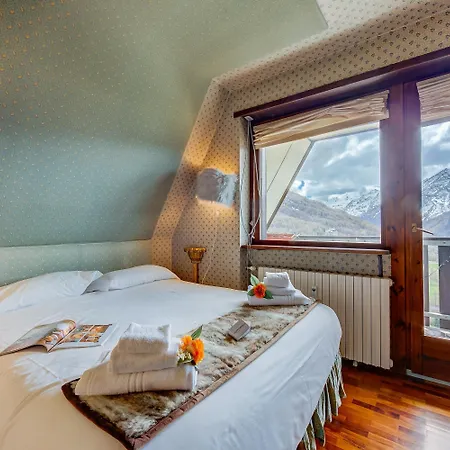 Apartment La Stella Alpina - Happy